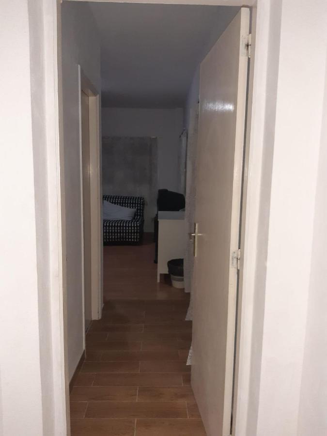 Habitaciones Comodas Con Bano Individual 圣克鲁斯-德特内里费 外观 照片