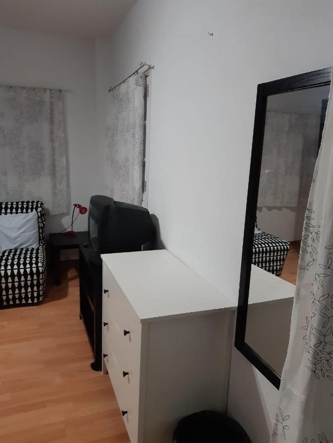 Habitaciones Comodas Con Bano Individual 圣克鲁斯-德特内里费 外观 照片